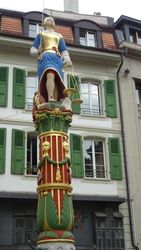 Statue dans Lausanne
